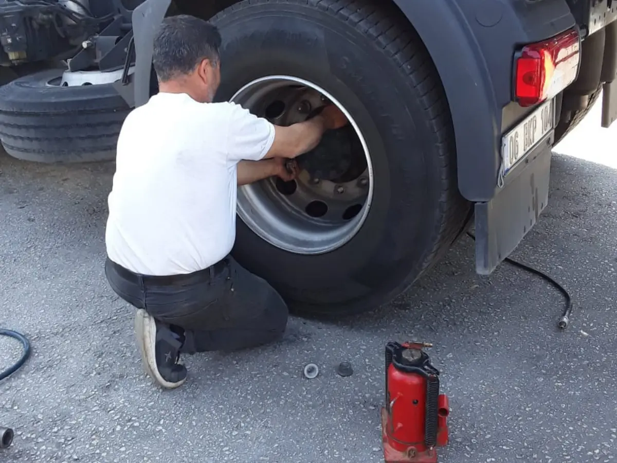 Hasankeyf Oto Lastikçi